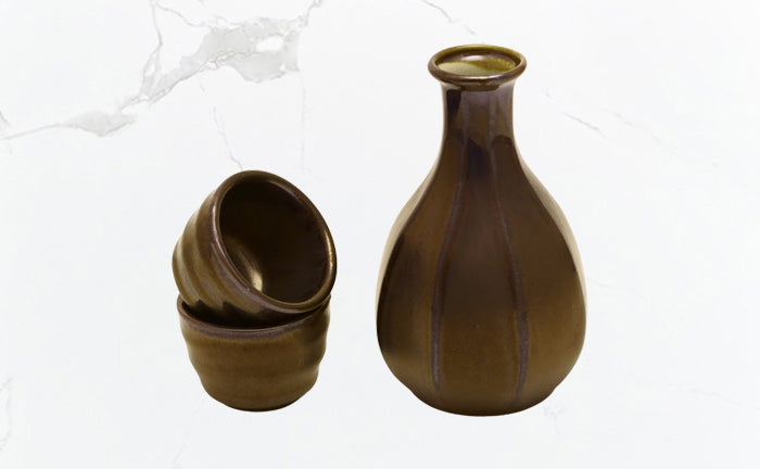 Mentori Gold Sake Pot & 2 Cups