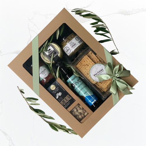Thank You hamper with Meredith goat’s cheese, olive oil, capsicum relish, pistachio dukkah, salted pistachios and pita crisps in kraft gift tray Geelong delivery